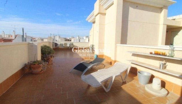 APARTMENT - Resale - TORREVIEJA -
                Estacion de autobuses