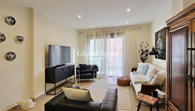 APARTMENT - Resale - TORREVIEJA -
                Estacion de autobuses