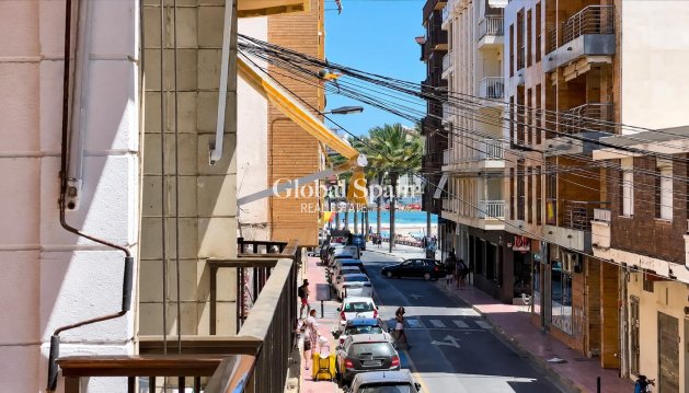 APARTMENT - Resale - TORREVIEJA -
                Paseo maritimo