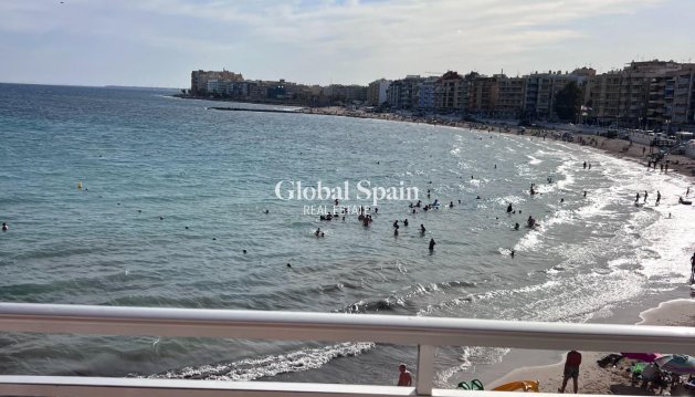 APARTMENT - Resale - TORREVIEJA -
                Playa de los Locos