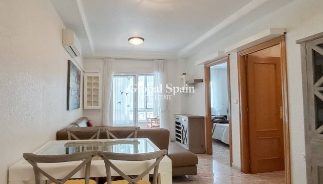 APARTMENT - Resale - TORREVIEJA -
                Playa del Cura