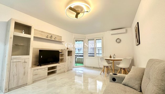 APARTMENT - Resale - TORREVIEJA -
                Playa del Cura