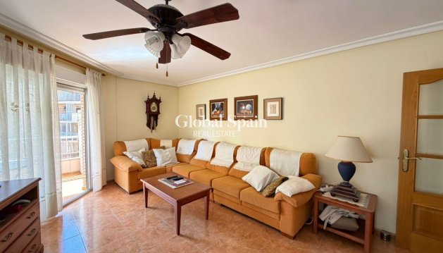 APARTMENT - Resale - TORREVIEJA -
                Playa del Cura