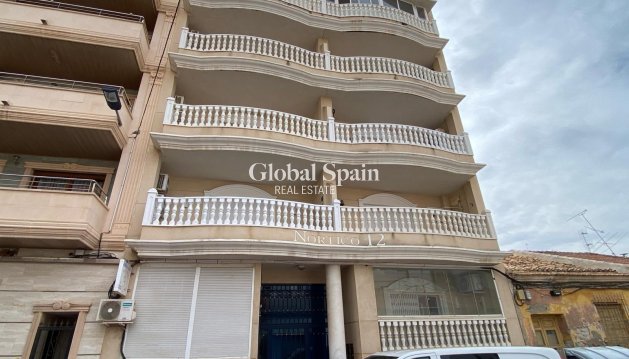 APARTMENT - Resale - TORREVIEJA -
                Playa del Cura