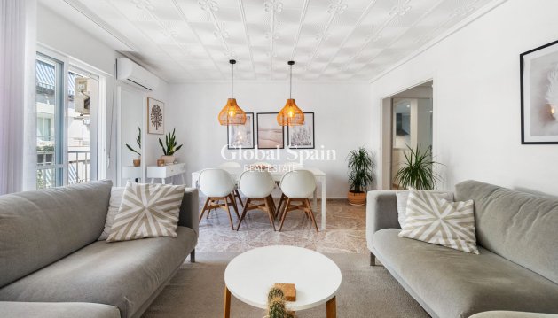 APARTMENT - Resale - TORREVIEJA -
                Playa del Cura