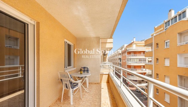 APARTMENT - Resale - TORREVIEJA -
                Playa del cura