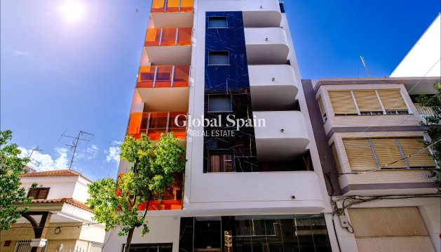 APARTMENT - Resale - TORREVIEJA -
                Playa del Cura