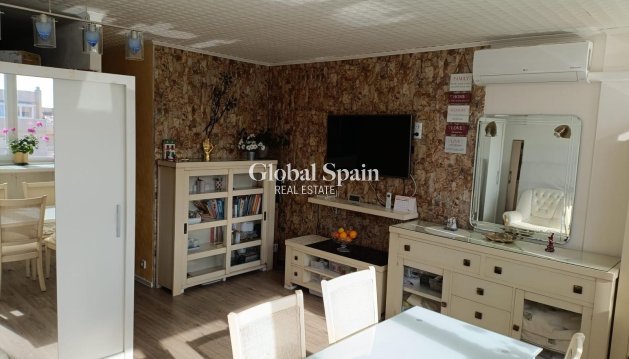 APARTMENT - Resale - TORREVIEJA -
                Torrevieja