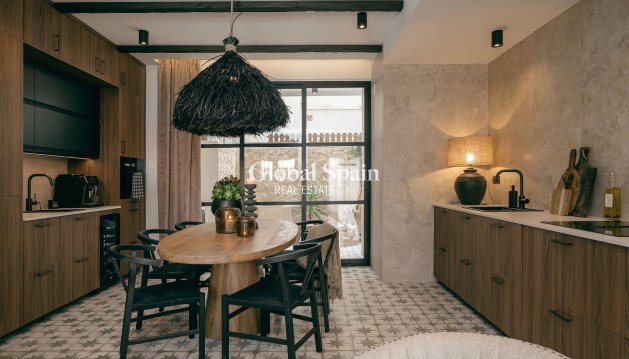 APARTMENT - Resale - TORREVIEJA -
                Torrevieja