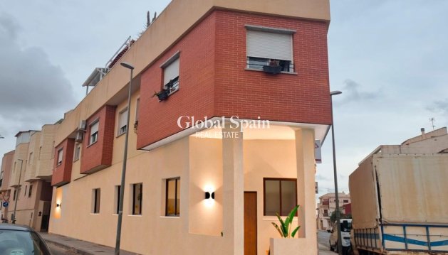APPARTEMENT - Nouvelle construction - PILAR DE LA HORADADA -
                Pilar de la Horadada
