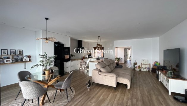 APPARTEMENT - Revente - ALMORADÍ -
                Centro Urbano 2