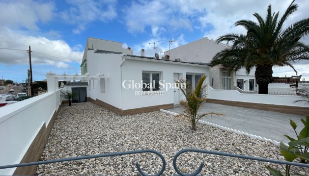 APPARTEMENT - Revente - CIUDAD QUESADA -
                CIUDAD QUESADA