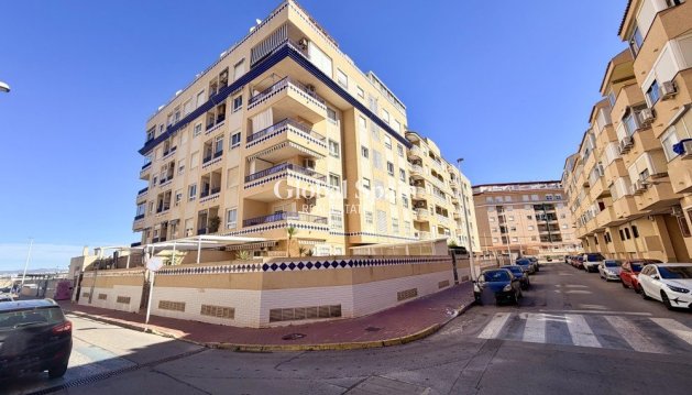 APPARTEMENT - Revente - GUARDAMAR DEL SEGURA -
                Costa Blanca