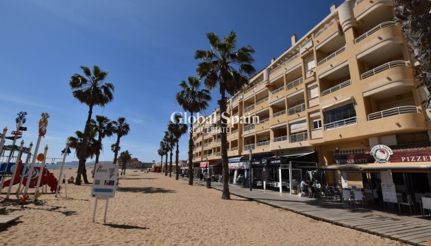 APPARTEMENT - Revente - LA MATA -
                Costa Blanca