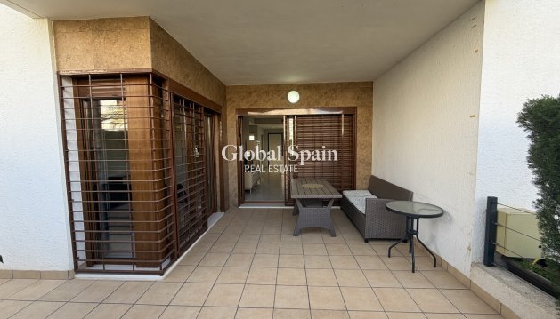 APPARTEMENT - Revente - LA ZENIA -
                Secreto de la Zenia