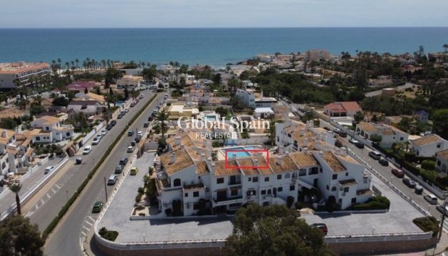 APPARTEMENT - Revente - ORIHUELA COSTA -
                Costa Blanca