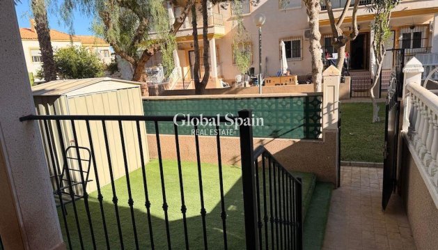 APPARTEMENT - Revente - ORIHUELA COSTA -
                Costa Blanca