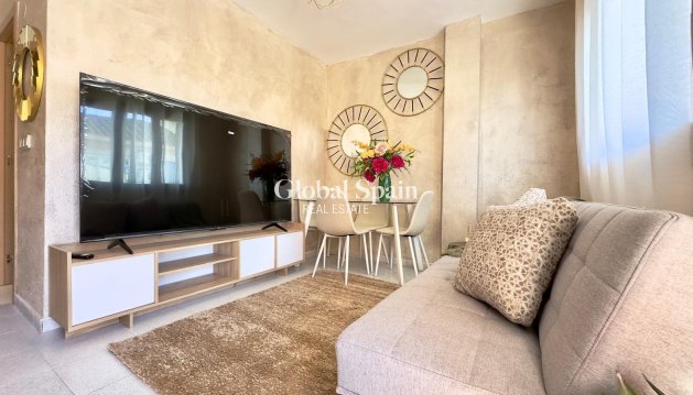 APPARTEMENT - Revente -
                ORIHUELA COSTA - GSR-74485