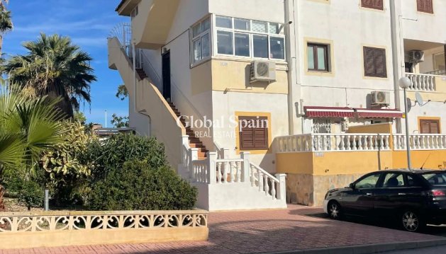 APPARTEMENT - Revente - ORIHUELA COSTA -
                LOS BALCONES - LOS ALTOS