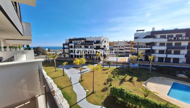 APPARTEMENT - Revente - ORIHUELA COSTA -
                Punta Prima