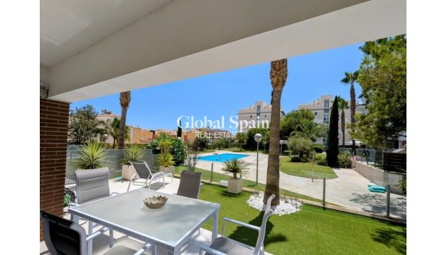 Appartement - Revente - ORIHUELA COSTA -
                VILLAMARTÍN
