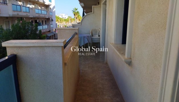 APPARTEMENT - Revente - ORIHUELA -
                Inland