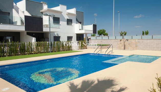 APPARTEMENT - Revente - PILAR DE LA HORADADA -
                Costa Blanca
