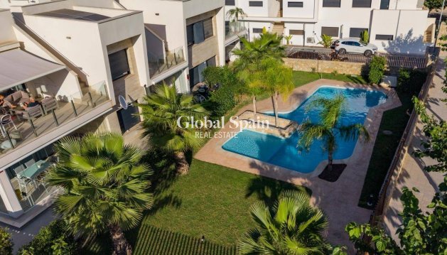APPARTEMENT - Revente -
                PILAR DE LA HORADADA - GSR-33587