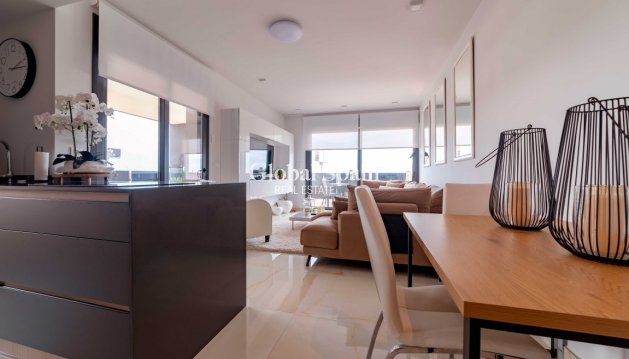 APPARTEMENT - Revente - PLAYA FLAMENCA -
                Costa Blanca