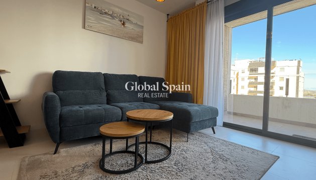 APPARTEMENT - Revente - SAN MIGUEL DE SALINAS -
                Inland