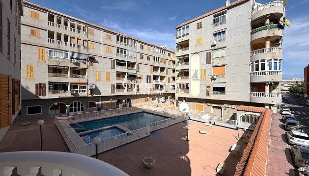 APPARTEMENT - Revente - TORREVIEJA -
                Acequion
