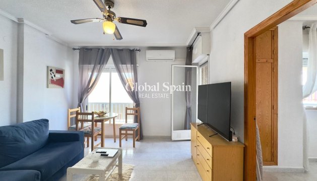 APPARTEMENT - Revente - TORREVIEJA -
                Acequion
