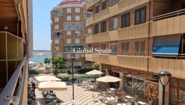 APPARTEMENT - Revente - TORREVIEJA -
                Acequion