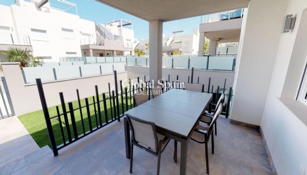 APPARTEMENT - Revente - TORREVIEJA -
                Aguas Nuevas