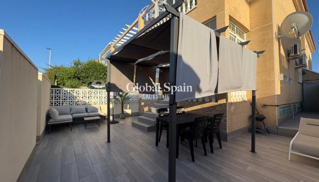 APPARTEMENT - Revente - TORREVIEJA -
                aqua nuevas