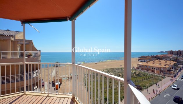 APPARTEMENT - Revente - TORREVIEJA -
                Costa Blanca