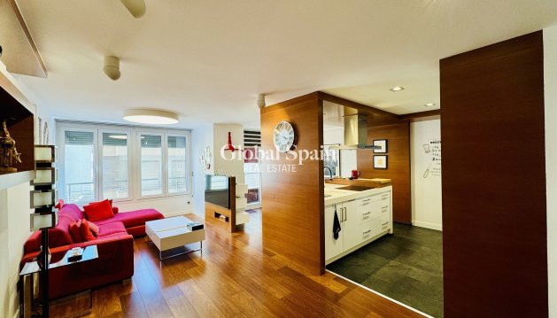 APPARTEMENT - Revente - TORREVIEJA -
                Costa Blanca