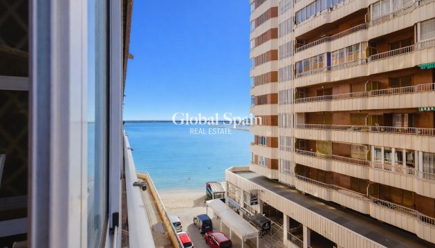 APPARTEMENT - Revente - TORREVIEJA -
                Costa Blanca