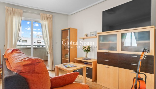 APPARTEMENT - Revente - TORREVIEJA -
                El molino