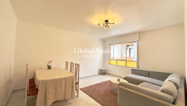 APPARTEMENT - Revente - TORREVIEJA -
                Estacion de autobuses