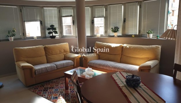 APPARTEMENT - Revente - TORREVIEJA -
                Las Piscinas Naturales