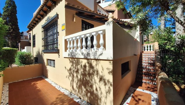 APPARTEMENT - Revente - TORREVIEJA -
                Los Frutales