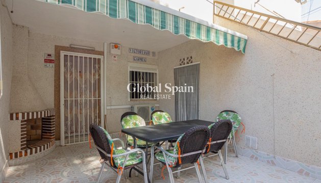 APPARTEMENT - Revente - TORREVIEJA -
                Playa de los Naufragos