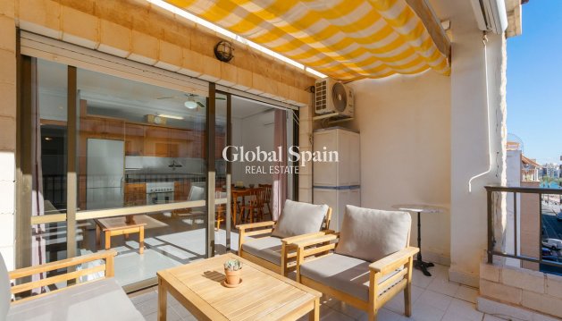 APPARTEMENT - Revente - TORREVIEJA -
                Playa del Cura