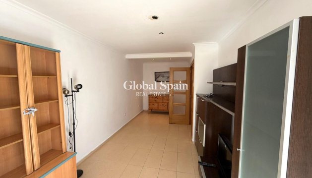 APPARTEMENT - Revente - TORREVIEJA -
                Playa del Cura