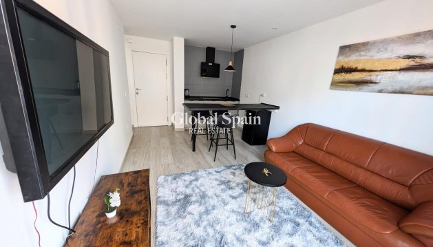 APPARTEMENT - Revente - TORREVIEJA -
                Playa del Cura