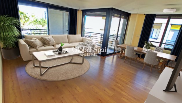 APPARTEMENT - Revente - TORREVIEJA -
                Puerto