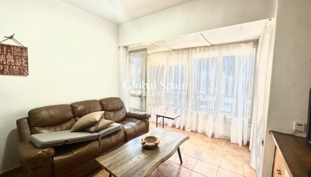 APPARTEMENT - Revente - TORREVIEJA -
                Torrevieja