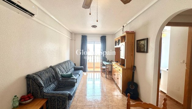 APPARTEMENT - Revente - TORREVIEJA -
                Torrevieja