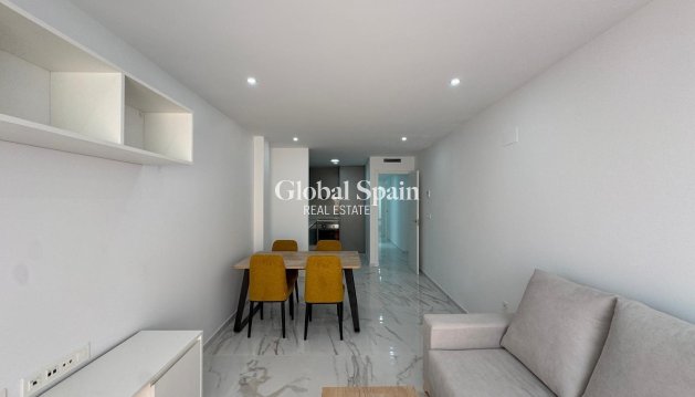 APPARTEMENT - Revente - TORREVIEJA -
                Torrevieja